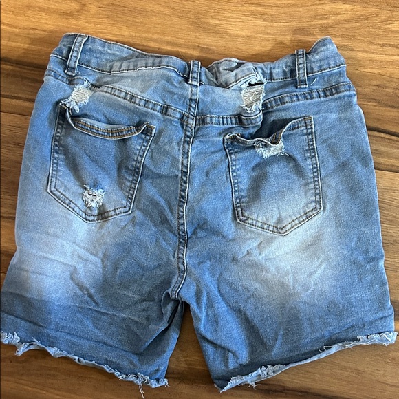 Source Unknown Ripped Blue Jean Shorts - Picture 5 of 5